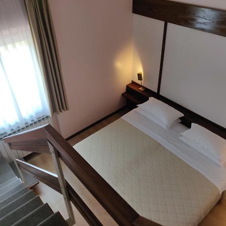 Hotel คาปราค็อตตา ภายนอก รูปภาพ