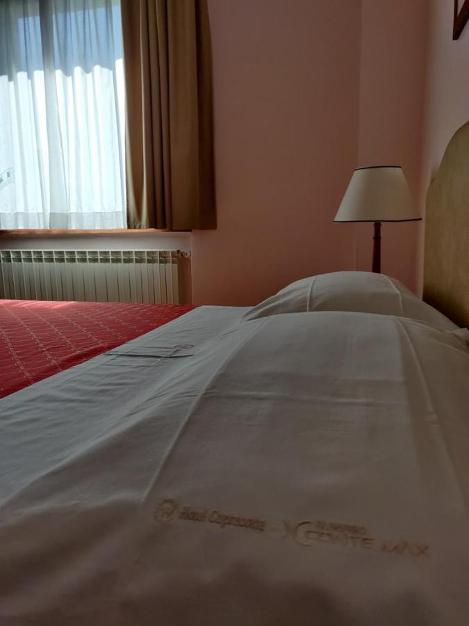Hotel คาปราค็อตตา ภายนอก รูปภาพ