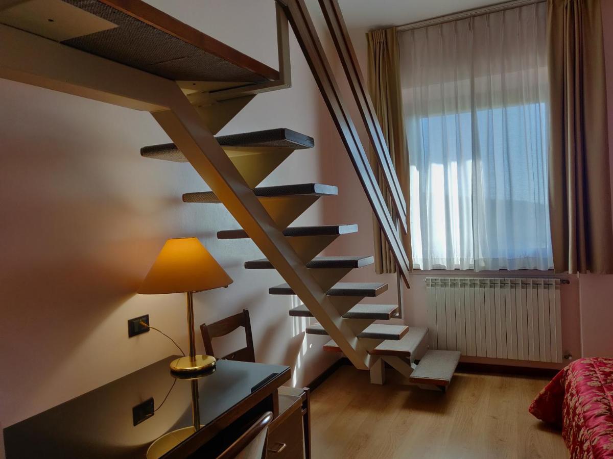 Hotel คาปราค็อตตา ภายนอก รูปภาพ